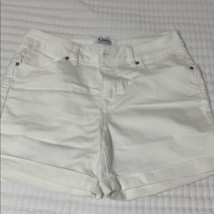 White NWOT d jeans high waist shorts